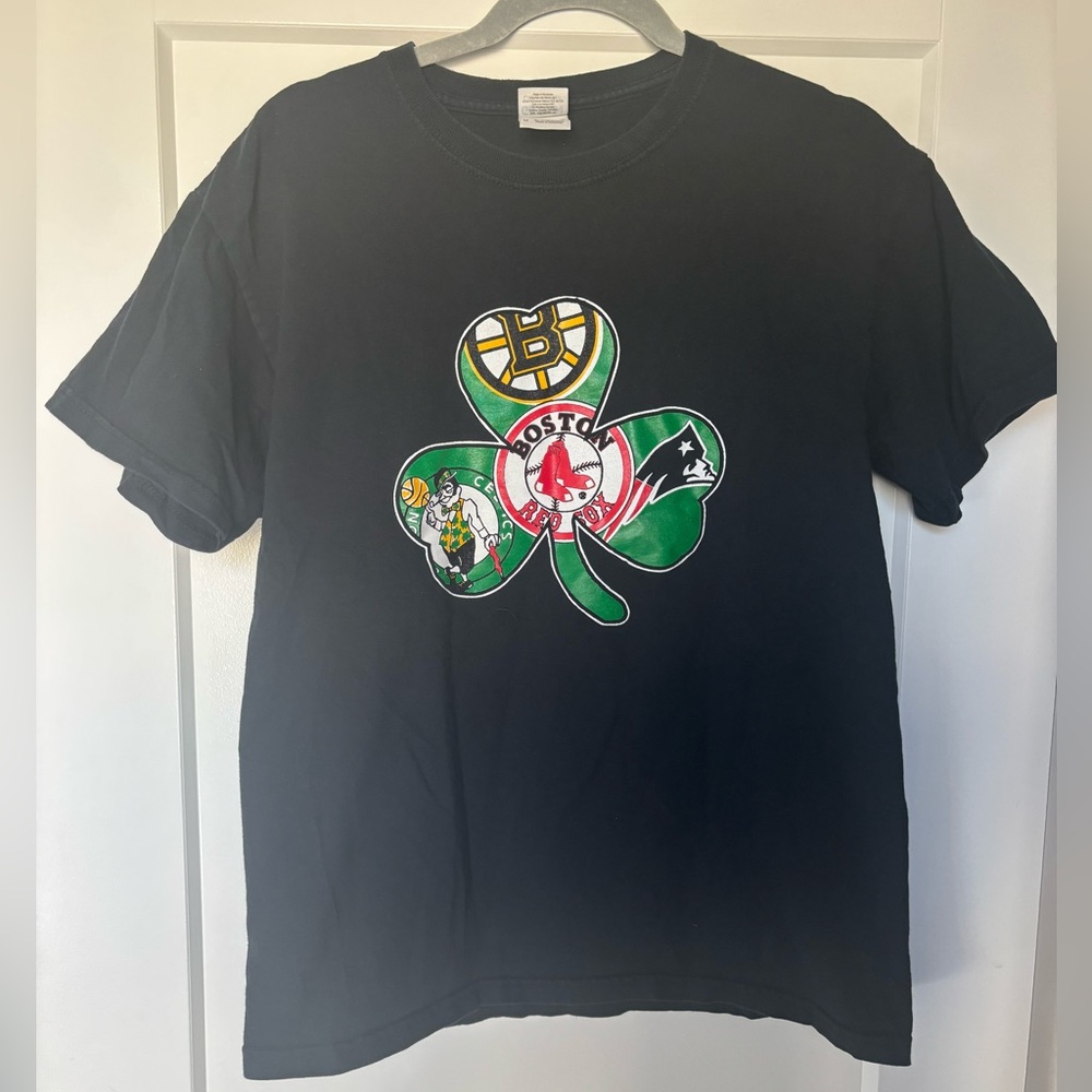 Men’s Boston sports logo black tshirt